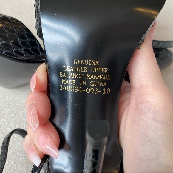 Colin Stuart Black Leather Snake Pattern Square Toe Heeled Sandals - Picture 6 of 6